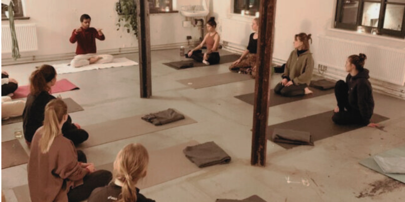 MAITREYA-KUNDALINI-YOGA-3-e1716636890346